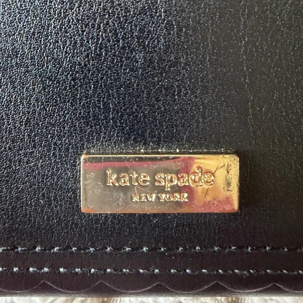 Kate Spade Black Scalloped Leather Continental Wallet Snap‎ Closure Gold Logo